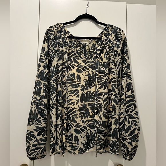 Puff sleeve blouse - Picture 1 of 7